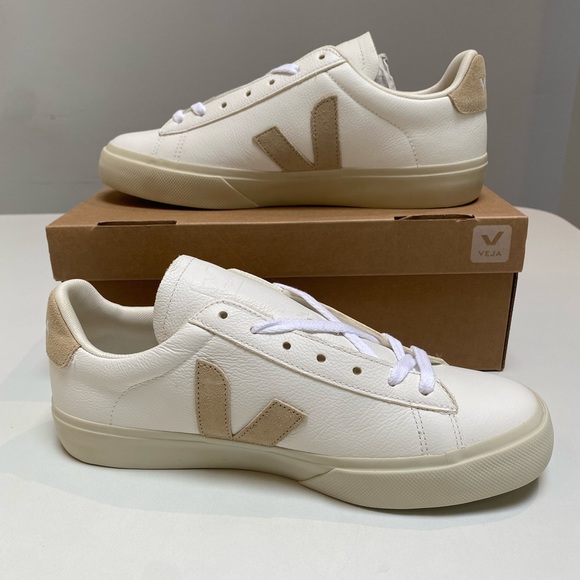 Veja Campo Leather Sneaker in White/Almond sz 41EU/10US New in Box - Picture 5 of 8